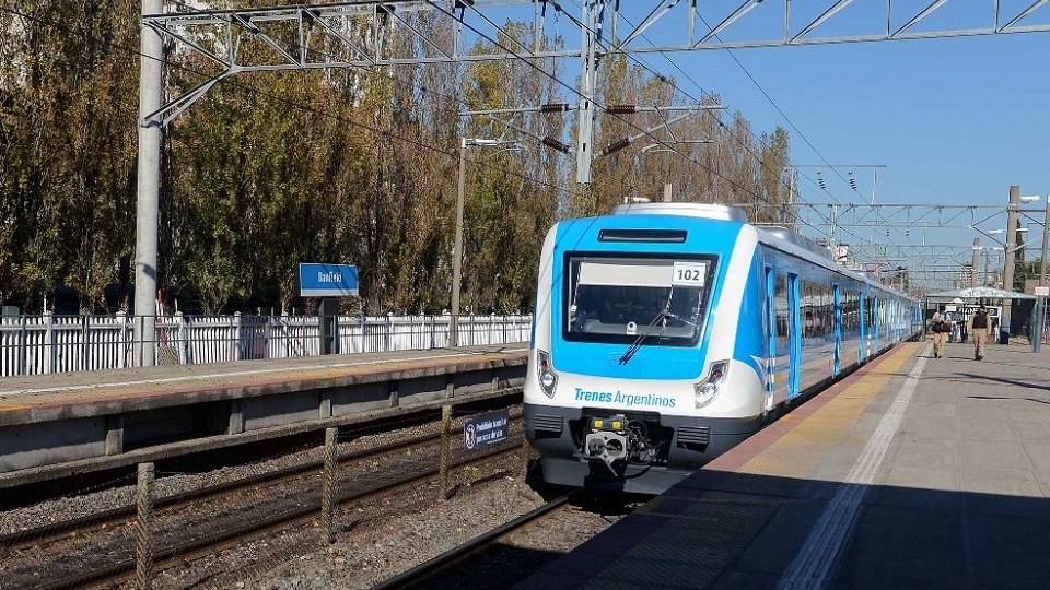 Banfield station in Greater Buenos Aires, source: Wikipedia