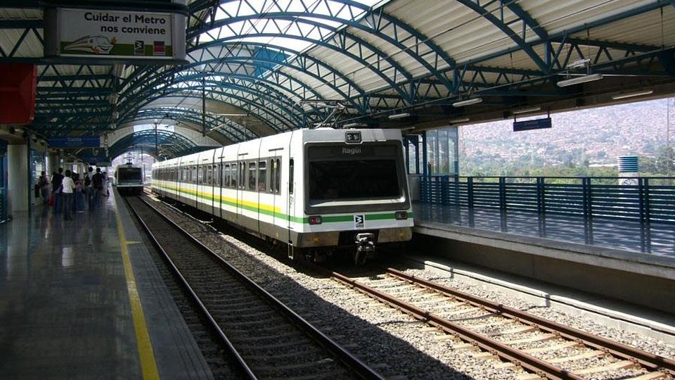 Medellin metro, source: Wikipedia