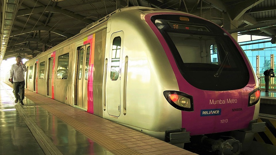 Mumbai Metro train, source: Wikipedia