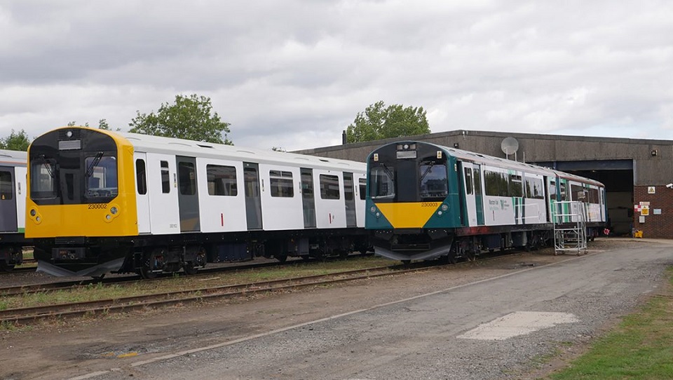 Vivarail hybrid train, source: Vivarail