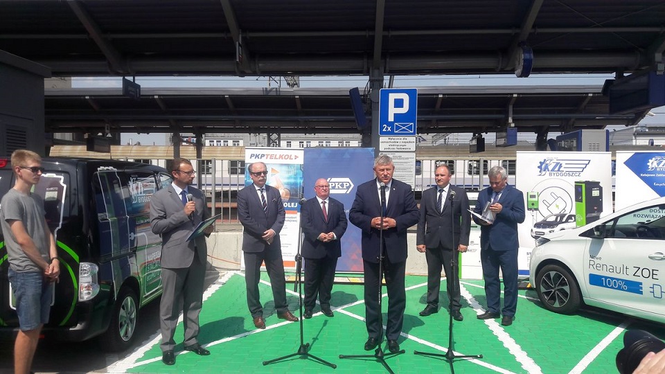 EV charging point at Bydgoszcz Glowna railway station, source: PKP S.A.