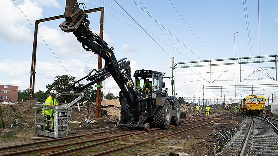 Track restoration in Hässleholm, Sweden, source: Trafikverket