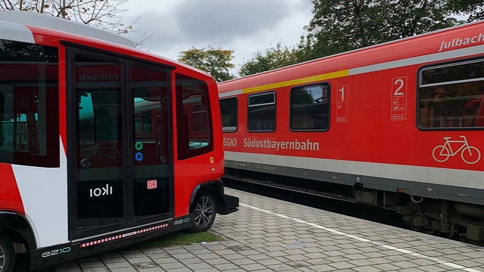 Deutsche Bahn autonomous shuttle, source: ioki