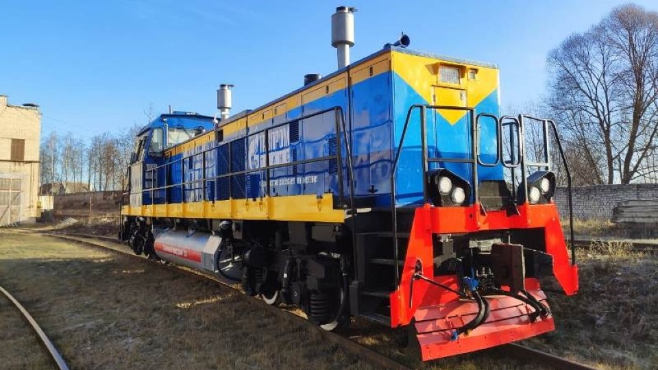 TEMG1 LNG-powered shunting locomotive, source: Sinara Group