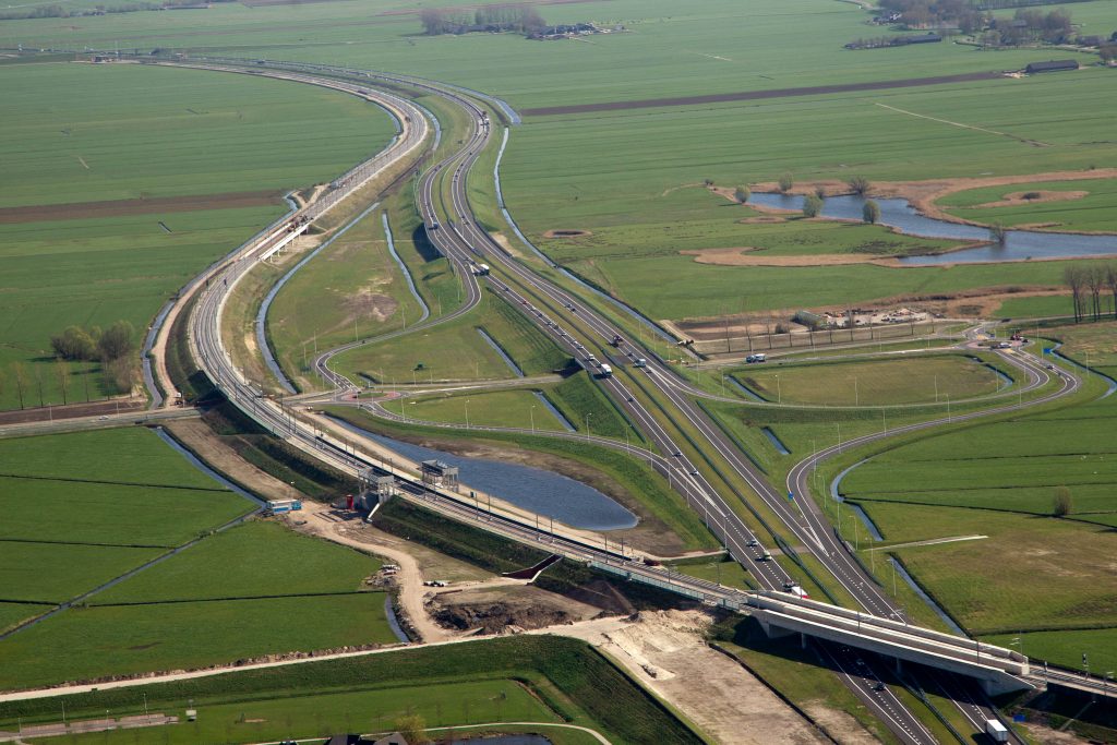 Hanzelijn with Kampen station under construction, photo: Freddy Schinkel