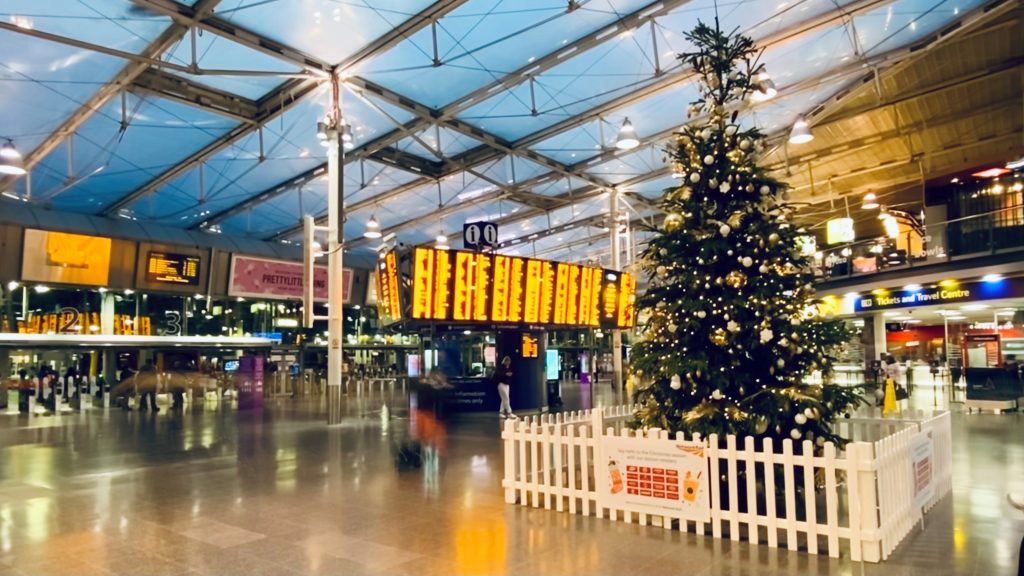 Christmas tree at Manchester Piccadilly station