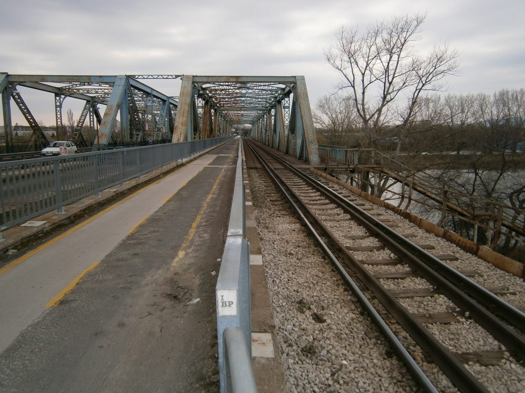 Gubacsi Bridge, Budapest